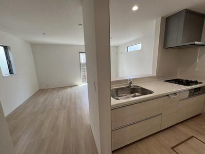 [Real Estate Japan] Property details: Property information for Komatsuzatocho, Kishiwada City, Osaka Prefecture / Kumeda Station: Newly built detached house — Image 2, Kishiwada, Osaka
