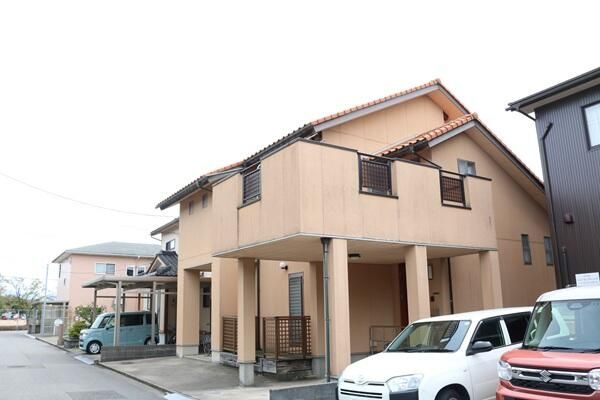 3SLDK Detached House for Sale in Fukui City, Fukui Prefecture - Main Image