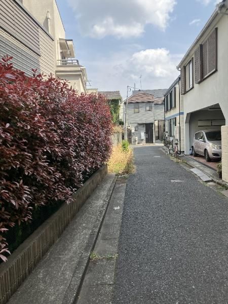 8-Unit Apartment Building for Sale in Shinjuku, Tokyo - Thumbnail 4