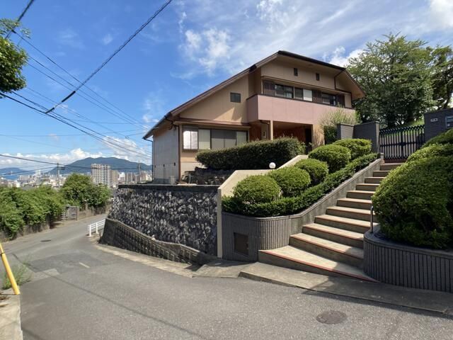 6LDK House for Sale in Moji Ward, Kitakyushu | 556 sqm Land - Thumbnail 2