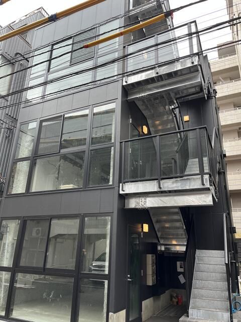 New Commercial Unit for Rent Near Minamiurawa Station in Saitama - Thumbnail 2