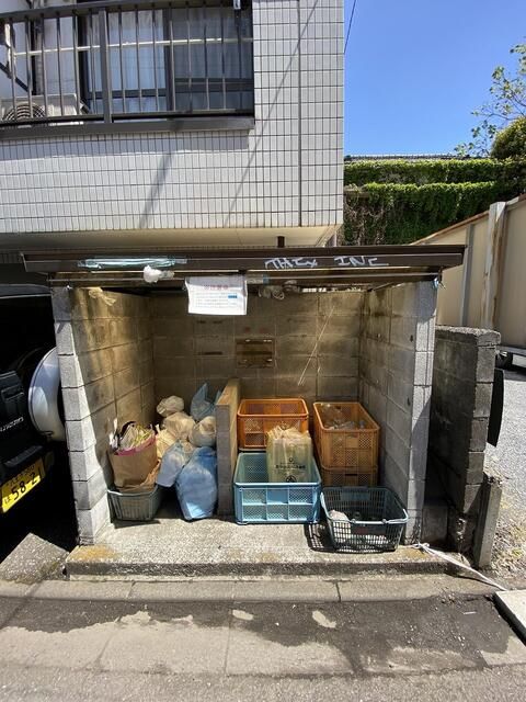1K Apartment for Rent in Fussa City, Tokyo - 42,000 Yen - Thumbnail 2
