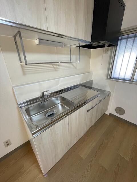 1K Apartment for Rent in Higashimurayama, Tokyo with Private Garden - Thumbnail 3