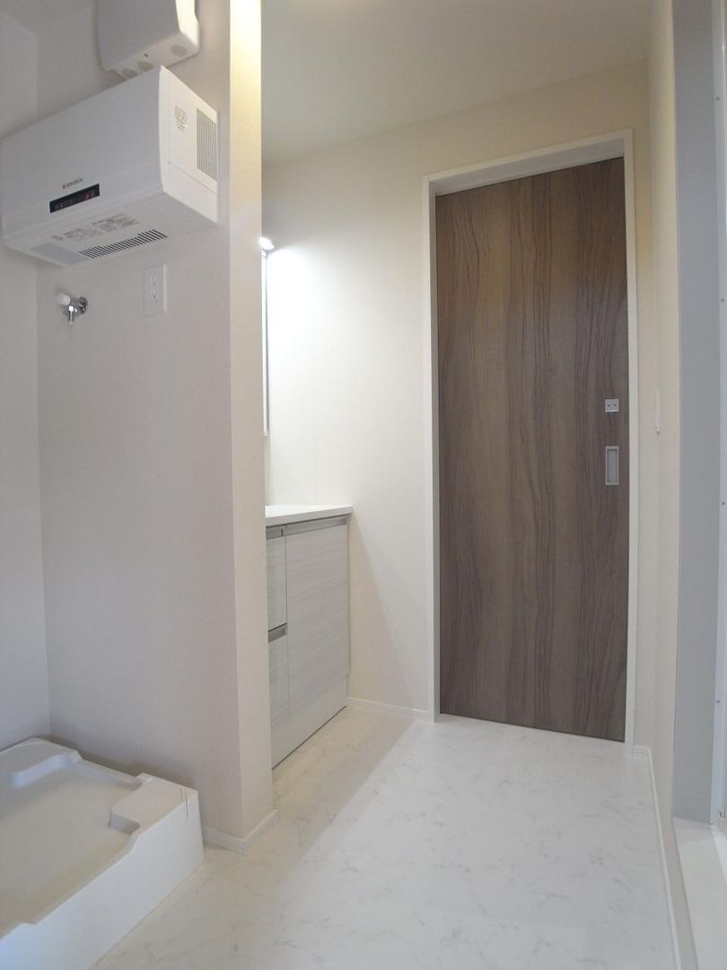 Modern 2LDK Apartment for Rent in Kodaira, Tokyo - Thumbnail 3