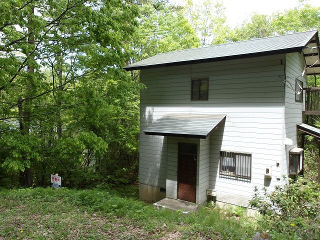 Land for Sale in Ueda, Nagano - 205 sqm Forest Plot - Thumbnail 3