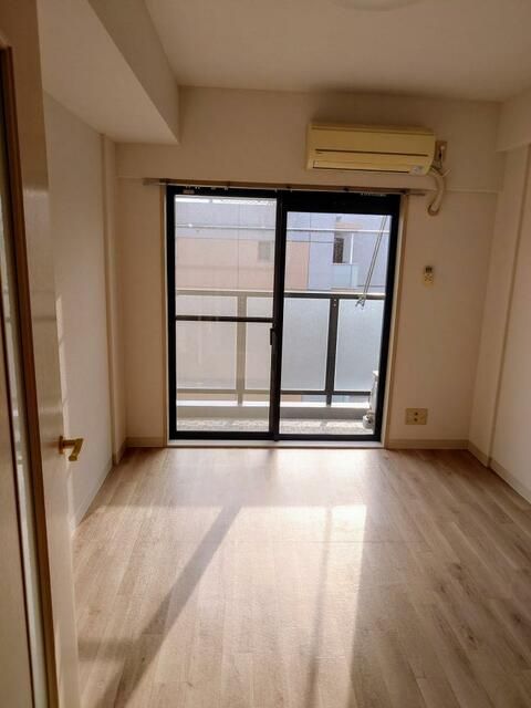 1K Apartment for Rent in Hiratsuka, Kanagawa - Near Station - Thumbnail 4
