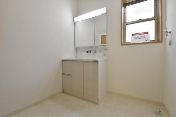 2007 4LDK Detached House for Sale in Okayama City's Kita Ward - Thumbnail 3