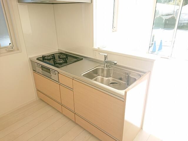 2LDK Terrace House for Rent in Nagareyama, Chiba - Thumbnail 4