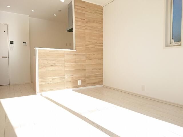 2LDK Terrace House for Rent in Nagareyama, Chiba - Thumbnail 3