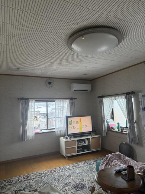 6K Detached House for Sale in Imizu City, Toyama - Thumbnail 2