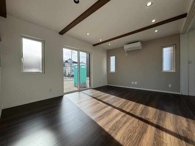 New 4LDK House in Aomori with 3 Car Parking & Energy Efficiency - Thumbnail 4