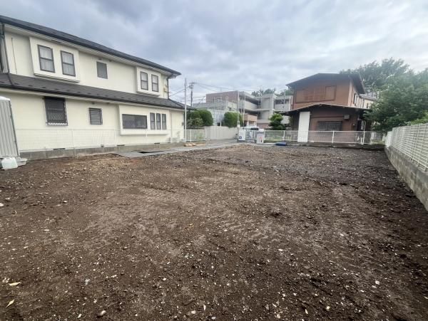 New 4LDK House for Sale in Chofu, Tokyo - Thumbnail 3