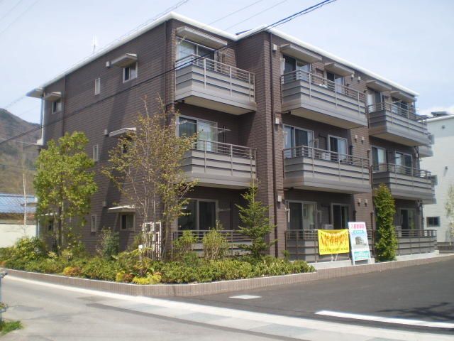 Modern 1LDK Apartment for Rent in Ueda, Nagano - Thumbnail 2