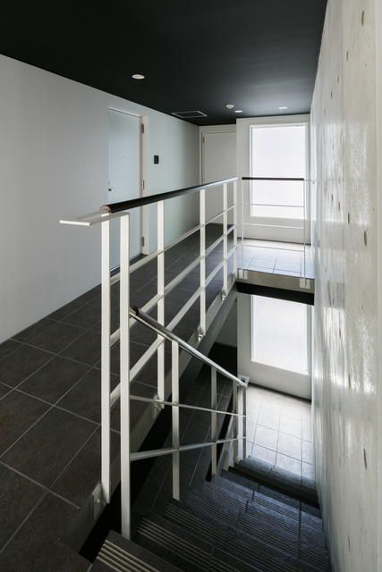 Modern 1LDK Apartment for Rent in Hakusan, Bunkyo, Tokyo - Thumbnail 4
