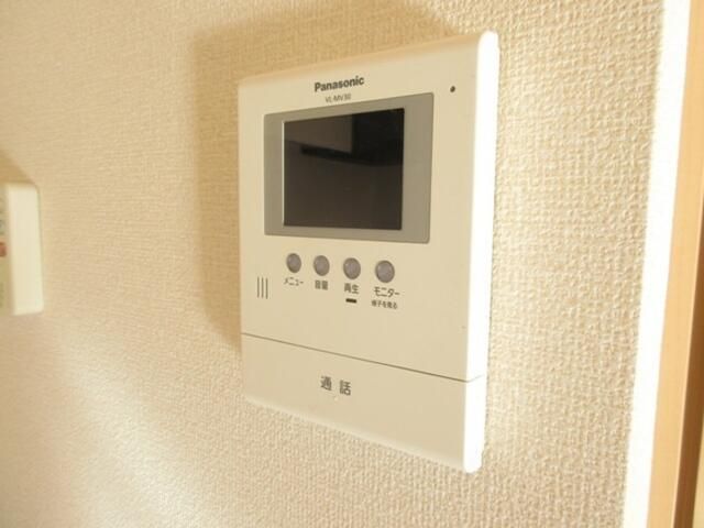 2LDK Apartment for Rent in Hokuto City, Yamanashi - Thumbnail 4