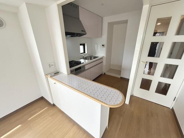 3LDK Apartment for Sale in Kasukabe, Saitama - Thumbnail 2