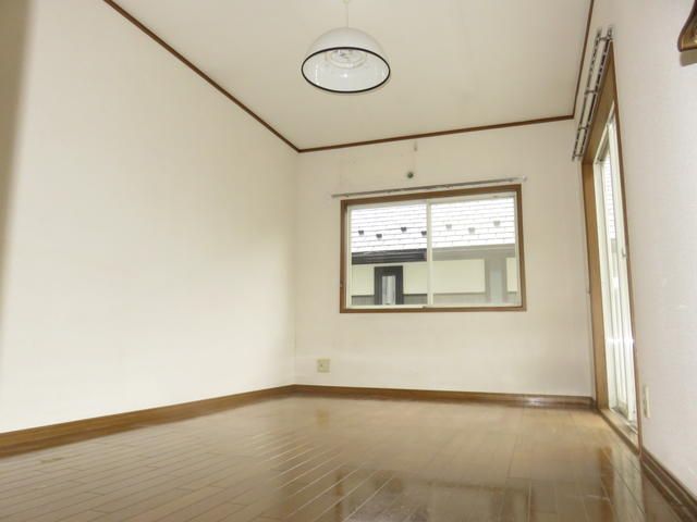 Terrace House for Rent near Kajigaya Station, Kawasaki - Thumbnail 3