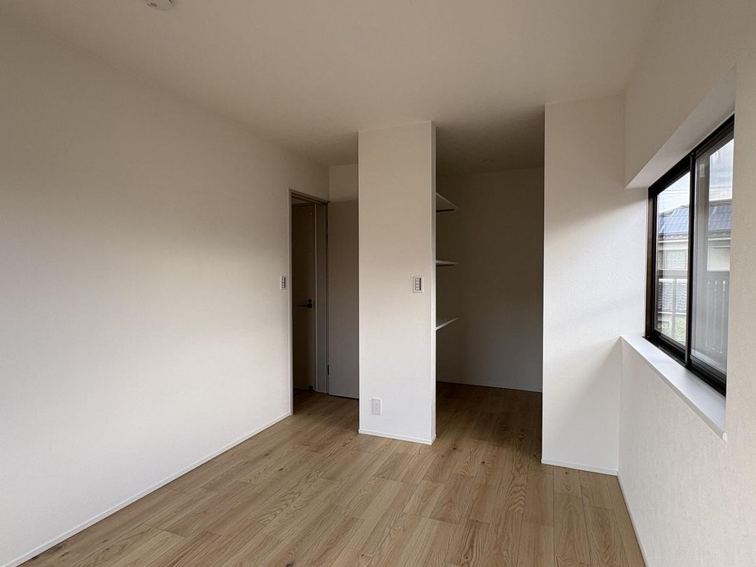 4LDK House for Sale in Okayama, Near Higashi-Okayama Station - Thumbnail 4
