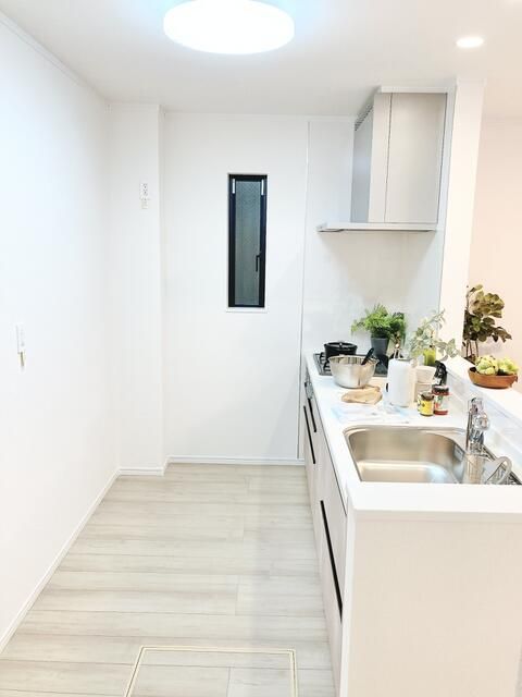 New 4LDK House in Sendai's Nakada - 2025 Build with Free Parking - Thumbnail 2
