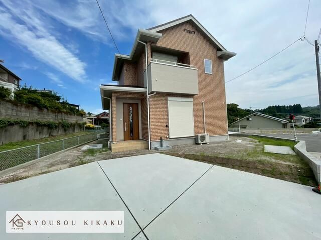 New 2025 4LDK House in Kagoshima with Parking for Two - Main Image