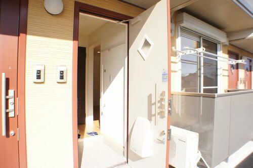 1LDK Apartment for Rent in Maebashi, Gunma - Thumbnail 2