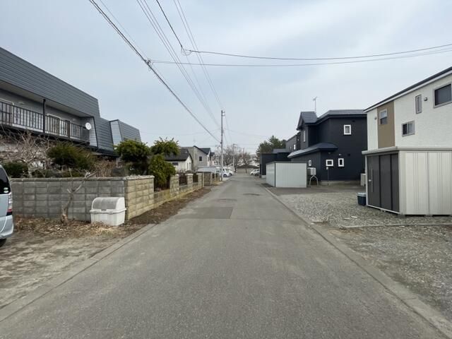 Land for Sale in Eniwa, Hokkaido - 198 sqm Residential Plot - Thumbnail 4