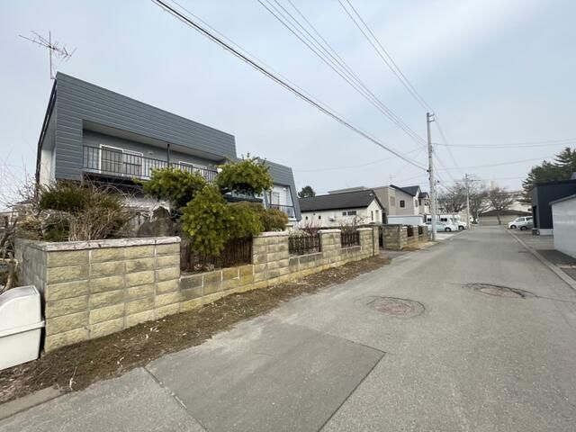 Land for Sale in Eniwa, Hokkaido - 198 sqm Residential Plot - Thumbnail 2