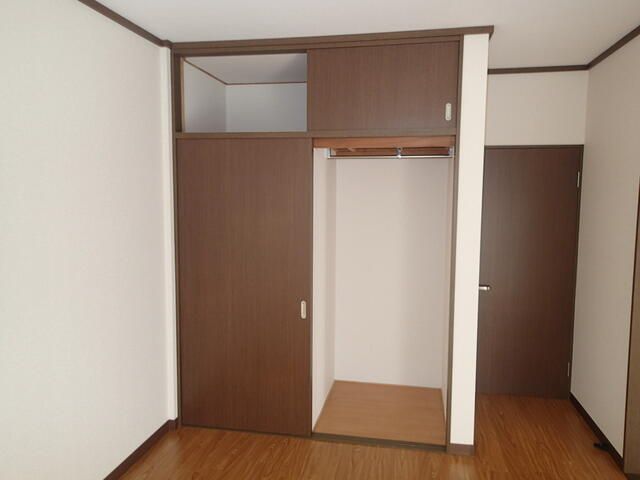 Rent 2DK Apartment in Sumida, Tokyo - Rivere Maison Sumida - Thumbnail 4
