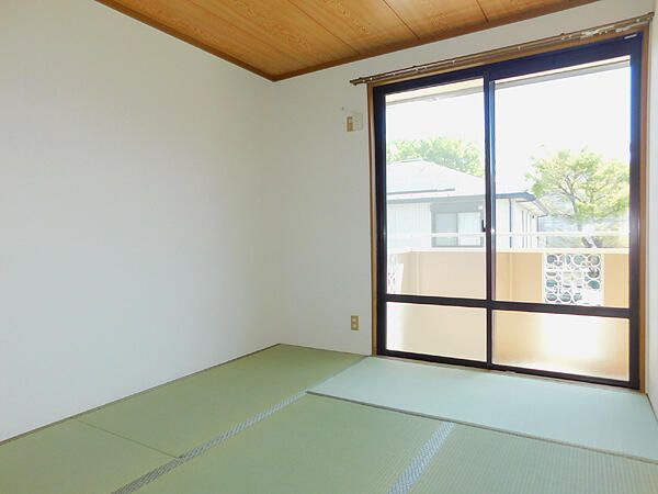 3DK Apartment for Rent in Sagamihara, Kanagawa - 53.46 sqm - Thumbnail 4