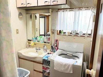 【Real Estate Japan】Property details: Kubo-cho, Matsusaka City, Mie Prefecture / Higashi-Matsusaka Station Property information: Used detached house — Image 1, Matsusaka, Mie