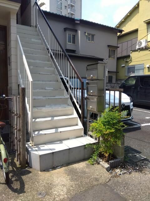 1DK Apartment for Rent in Katsushika-ku, Tokyo - Thumbnail 2