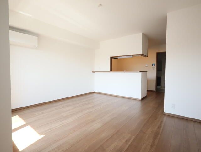 New 2LDK Terrace House in Chofu, Tokyo for Rent - Thumbnail 4