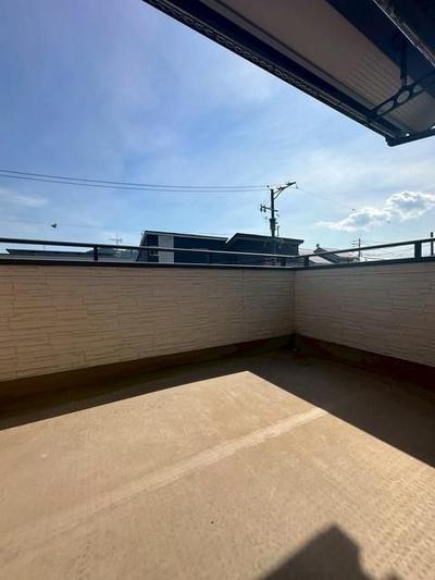 4SLDK Modern House in Shizuoka's Abeku Ward with Solar Power — Image 11, Aoi, Shizuoka