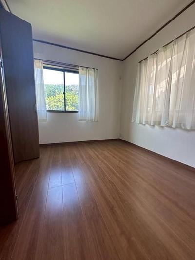 4SLDK Modern House in Shizuoka's Abeku Ward with Solar Power — Image 22, Aoi, Shizuoka