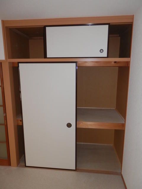2K Apartment for Rent in Kawasaki, Kanagawa - 33 sqm - Thumbnail 4