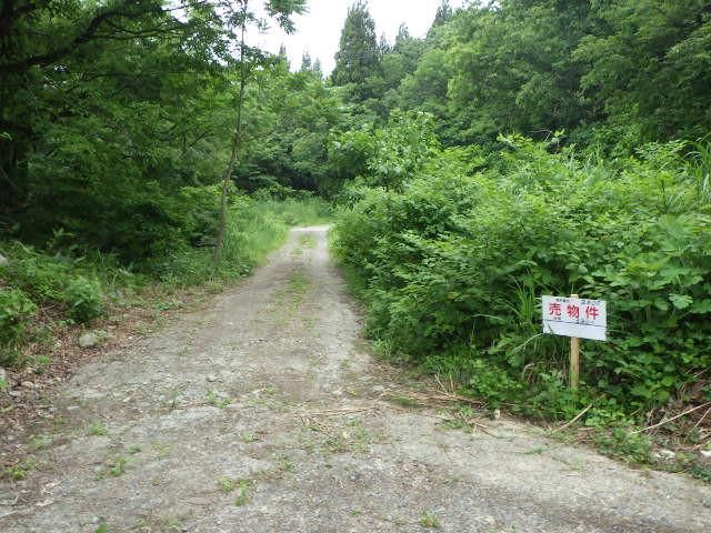 Land for Sale in Minamiuonuma, Niigata - 330 sqm Corner Plot - Thumbnail 3