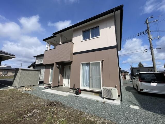 4LDK Detached House for Sale in Oshu City, Iwate - Thumbnail 2