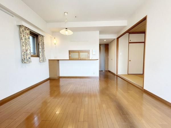 3LDK Apartment for Sale in Kunitachi, Tokyo - 65.36 sqm - Thumbnail 3