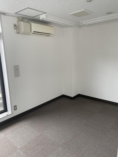 Commercial Office for Rent in Kokubunji, Tokyo - 150 sqm - Thumbnail 4
