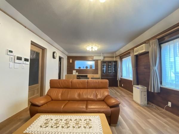 5LDK Family Home in Sapporo Shiroishi, 7 Min Walk to Station - Thumbnail 3