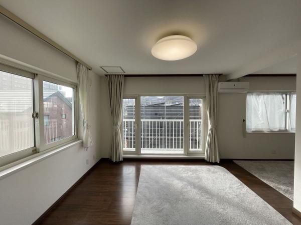 3LDK+Study House for Sale in Sapporo's Miyanomori - Thumbnail 4