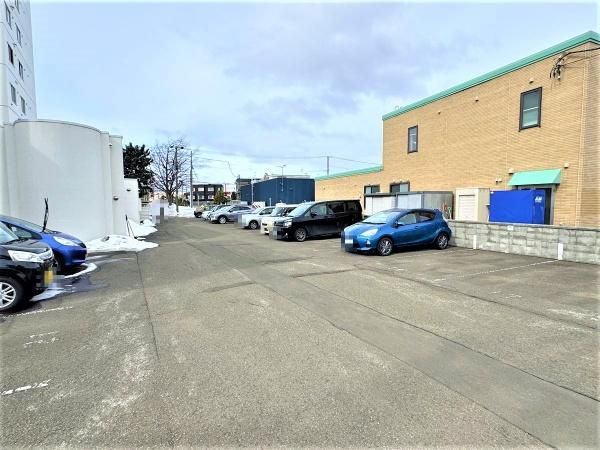 3LDK SRC Apartment for Sale in Sapporo's Higashi Ward - Thumbnail 4