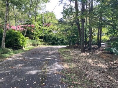 A corner lot in Fujimi Kogen, a quiet forest with many resorts: villas, real estate, properties for sale, Hometown Information Center: Nationwide rural living property data — Land, Fujimi, Nagano