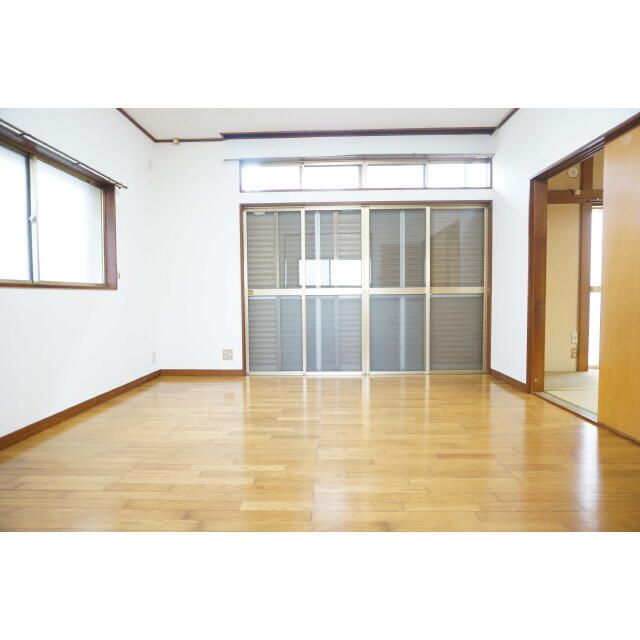 3LDK House for Rent in Yachiyo, Chiba - 77.83 sqm - Thumbnail 2