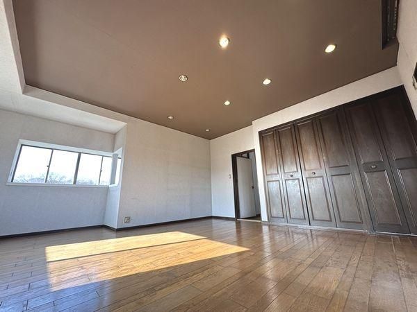 6LDK+Study House with Large Garage in Chikushino, Fukuoka - Thumbnail 3