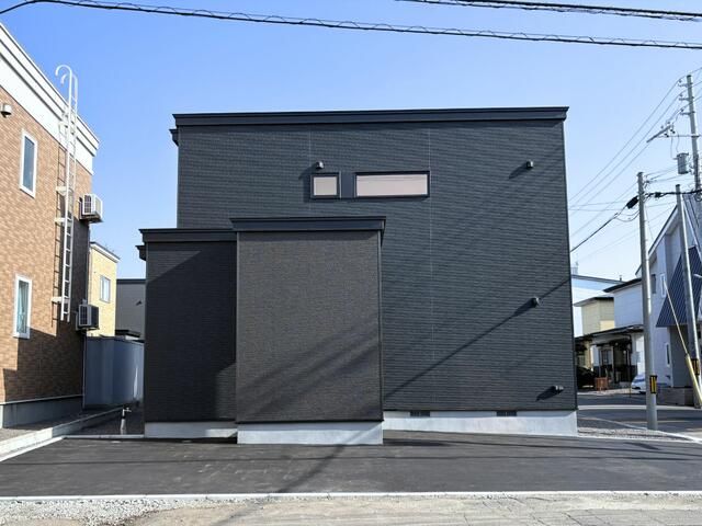 New 4LDK House in Hakodate, Hokkaido - 109.57 sqm - Thumbnail 2