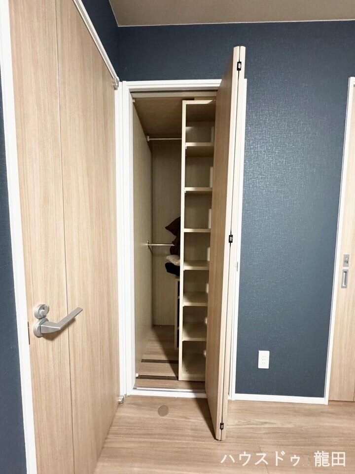 2022-Built 4LDK House with Garden in Quiet Kumamoto Neighborhood - Thumbnail 3