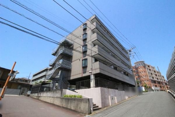 21-Unit Apartment Building for Sale in Kawasaki, Kanagawa - Thumbnail 2