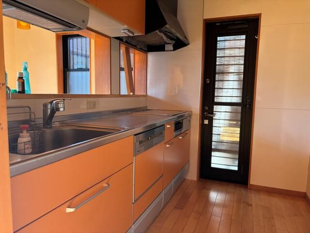 3SLDK Detached House for Sale in Shizuoka City, Shimizu Ward - Thumbnail 2