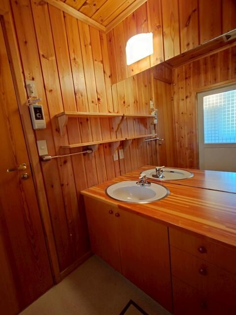 5LDK Swedish-Style House on Large Corner Lot in Tōbetsu - Image 22